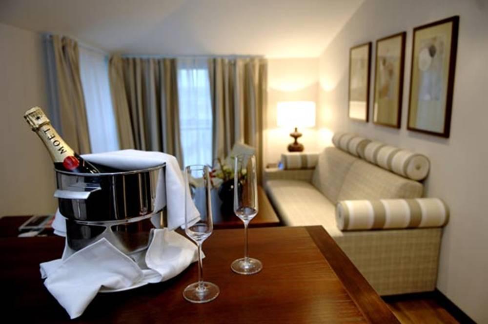 Hotel Asset Torrejón Torrejón de Ardoz Kültér fotó