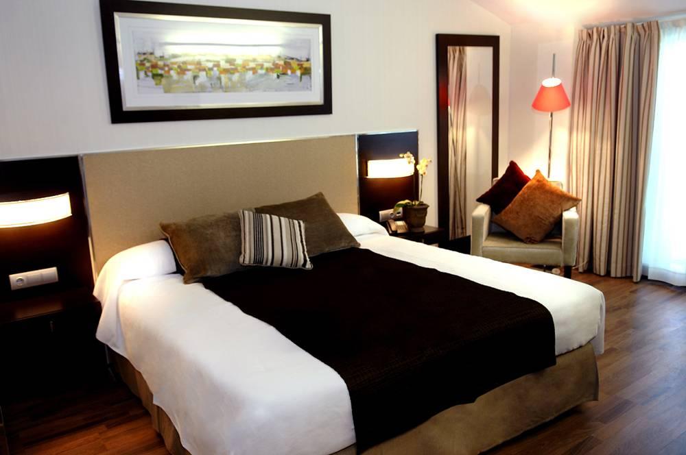 Hotel Asset Torrejón Torrejón de Ardoz Kültér fotó