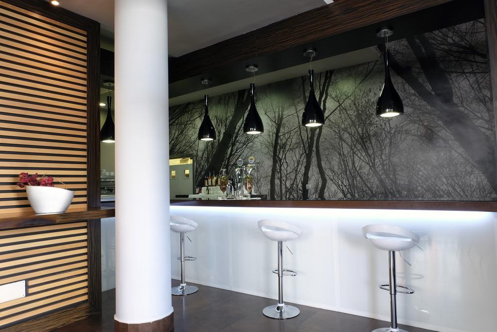 Hotel Asset Torrejón Torrejón de Ardoz Kültér fotó